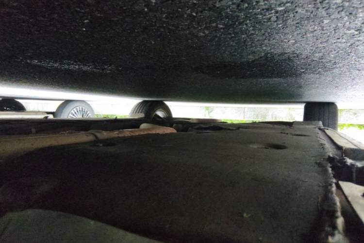 Used BMW 1 Series 2008 120i manual transmission Chassis Front Right