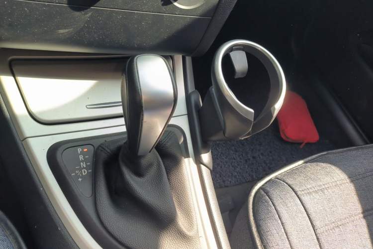 Used BMW 1 Series 2008 120i automatic transmission Gear Lever