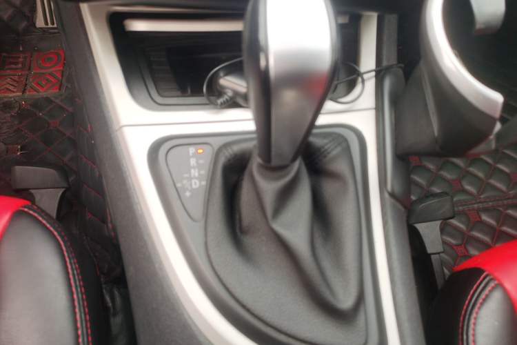 Used BMW 1 Series 2008 120i automatic transmission Gear Lever