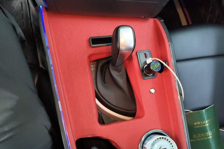 Used BMW 1 Series 2008 120i automatic transmission Gear Lever