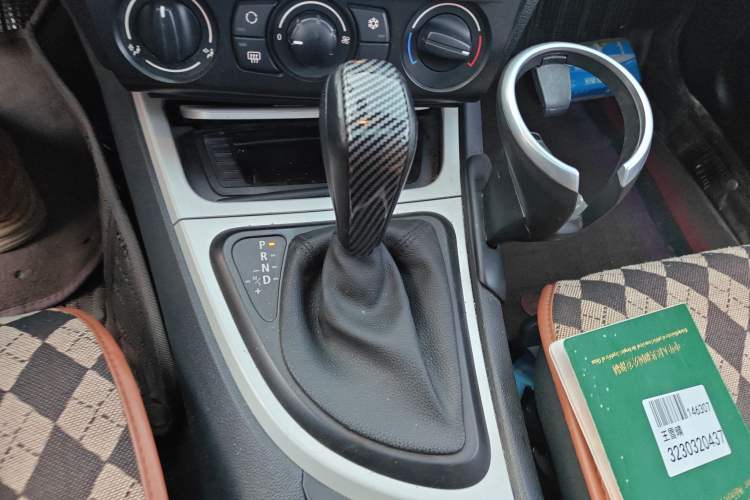 Used BMW 1 Series 2008 120i automatic transmission Gear Lever