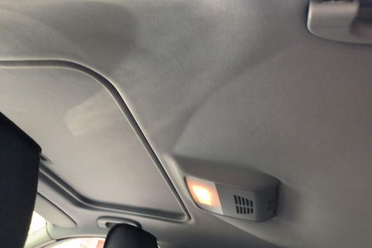 Used BMW 1 Series 2008 120i automatic transmission Headliner