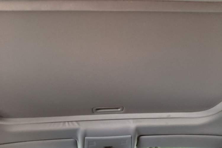 Used BMW 1 Series 2008 120i automatic transmission Headliner