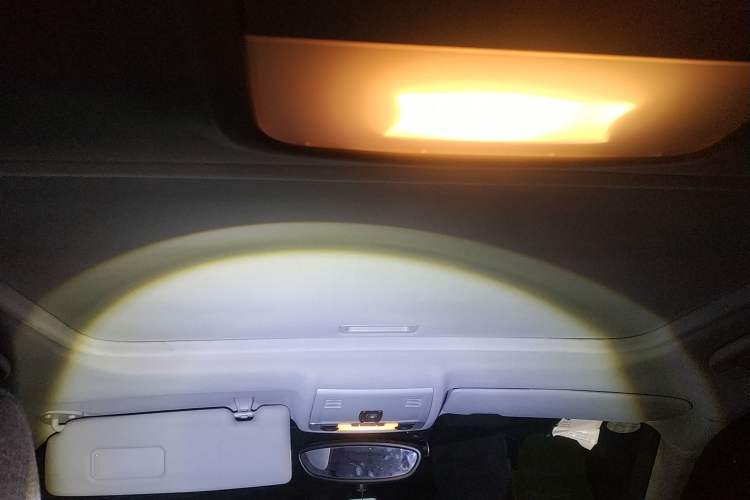 Used BMW 1 Series 2008 120i automatic transmission Headliner