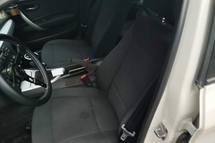 Used BMW 1 Series 2008 120i manual transmission Left Front Seat