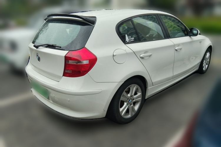 Used BMW 1 Series 2008 120i manual transmission Rear Right 45 Deg