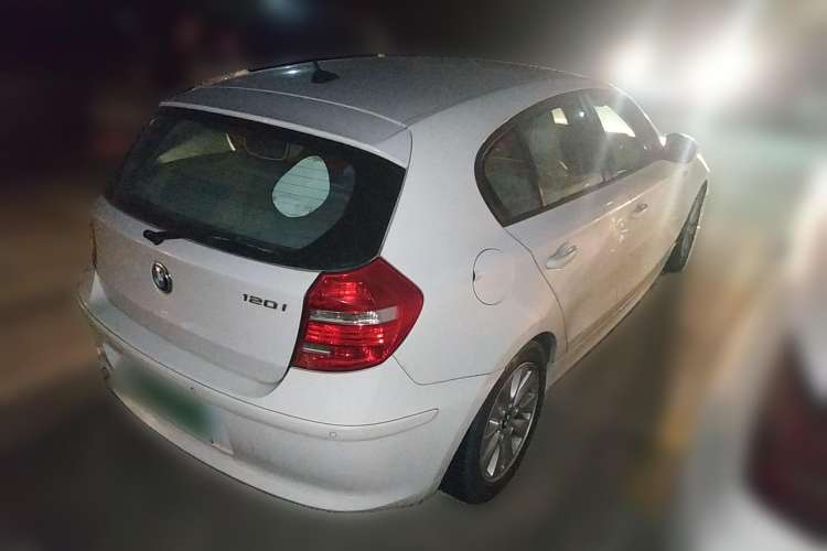 Used BMW 1 Series 2008 120i automatic transmission Rear Right 45 Deg