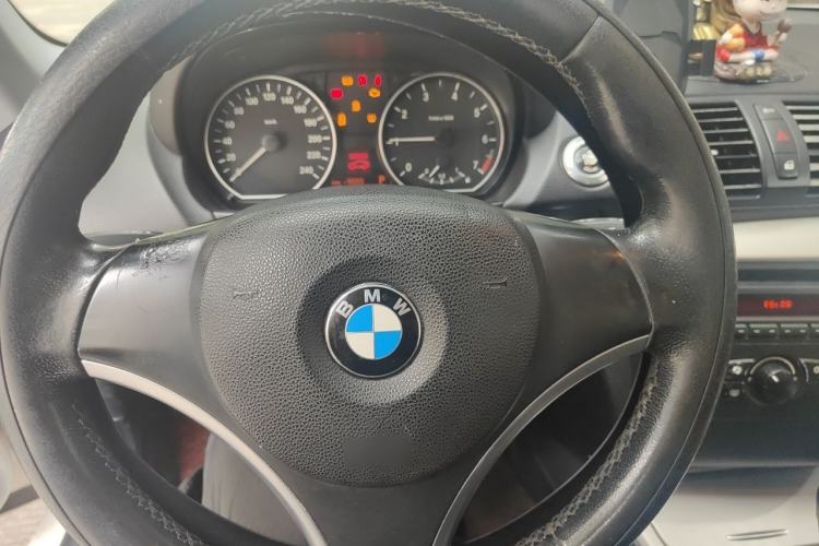 Used BMW 1 Series 2008 120i automatic transmission Steering Wheel