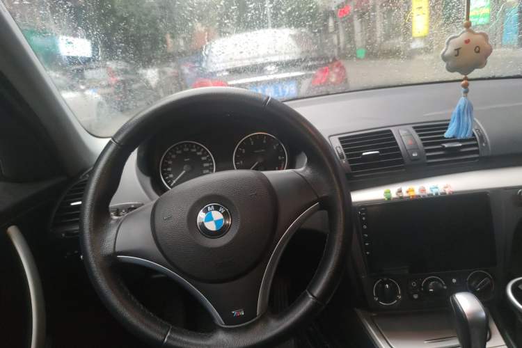 Used BMW 1 Series 2008 120i automatic transmission Steering Wheel