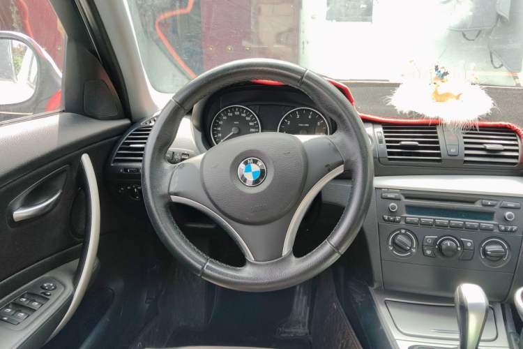 Used BMW 1 Series 2008 120i automatic transmission Steering Wheel