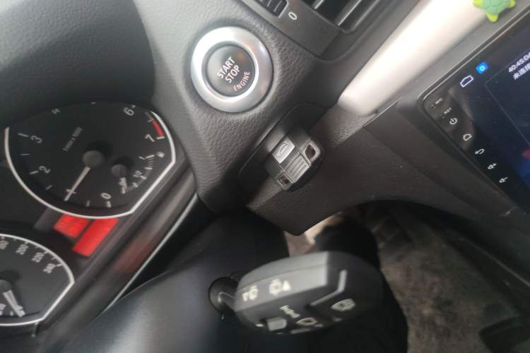 Used BMW 1 Series 2008 120i automatic transmission Vehicle Key
