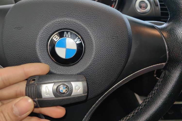 Used BMW 1 Series 2008 120i automatic transmission Vehicle Key
