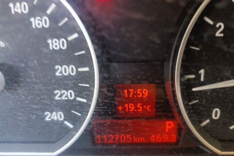 Used BMW 1 Series  Odometer Close Up