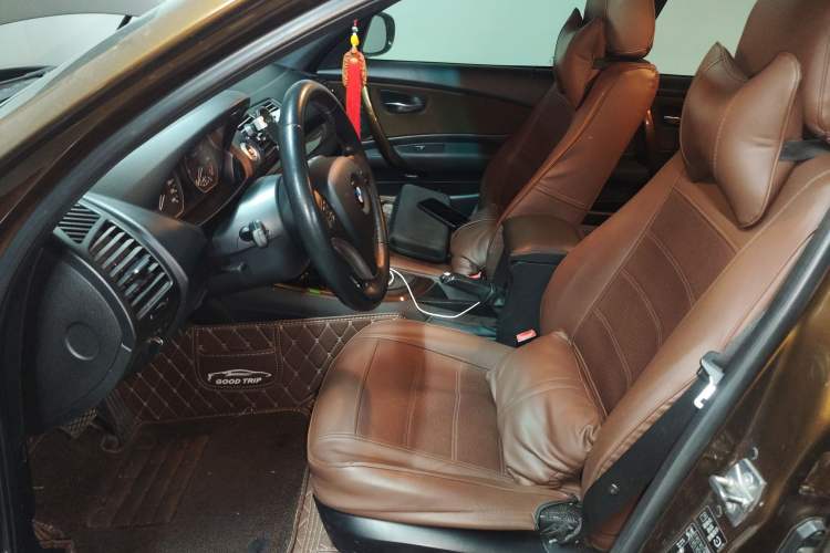 Used BMW 1 Series 2010 120i Chocolate Limited Edition Left Front Seat
