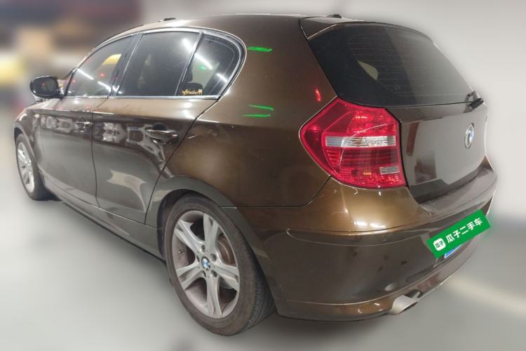 Used BMW 1 Series 2010 120i Chocolate Limited Edition Rear Left 45 Deg