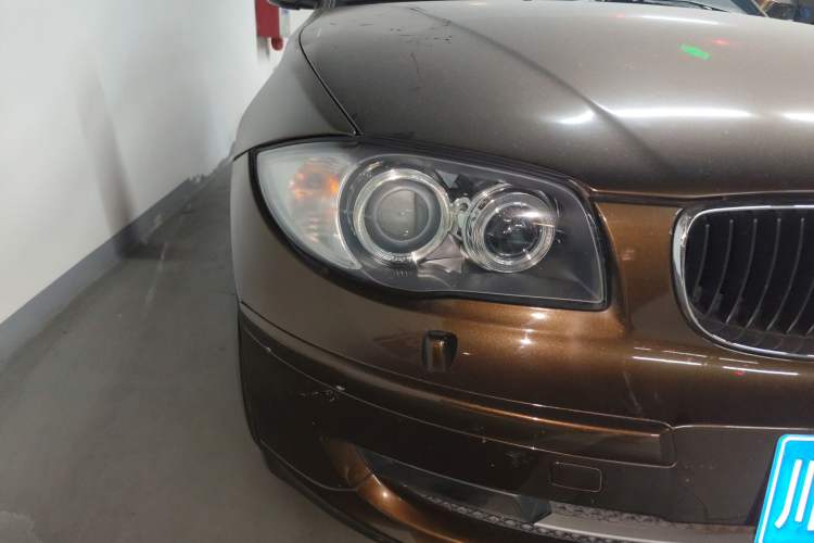 Used BMW 1 Series 2010 120i Chocolate Limited Edition Right Front Headlight