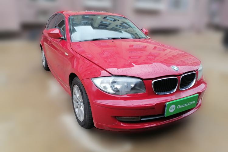 Used BMW 1 Series 2010 120i Sport Limited Edition Front Right 45 Deg