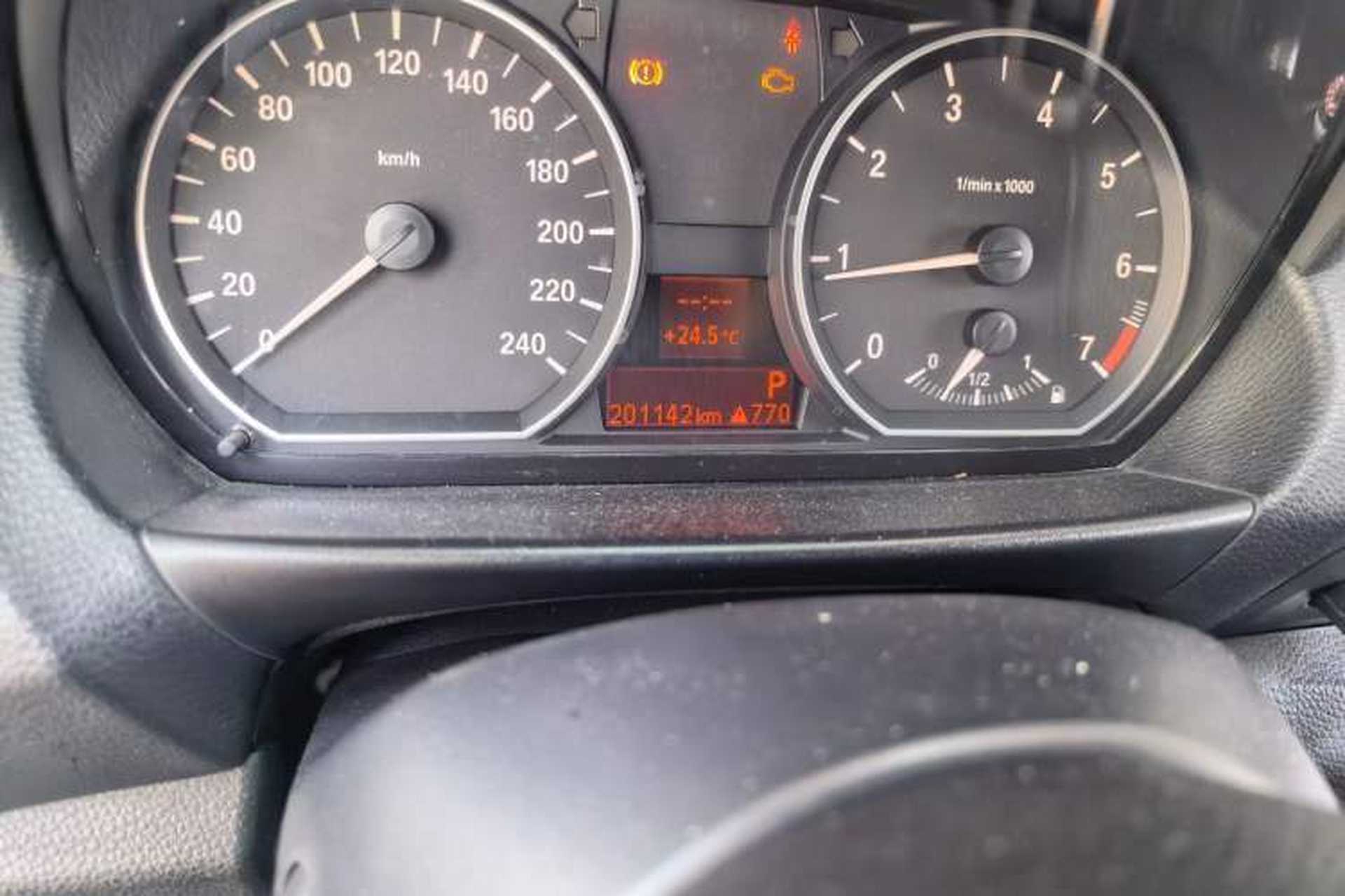 Used BMW 1 Series 2010 120i Sport Limited Edition Odometer Close Up