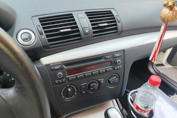 Used BMW 1 Series 2010 120i Sport Limited Edition Audio And AC Panel