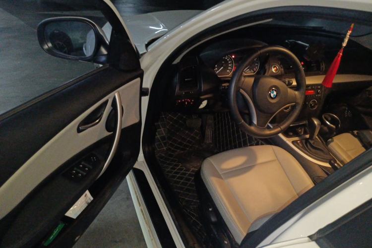 Used BMW 1 Series 2010 120i Sport Limited Edition Driver Seat