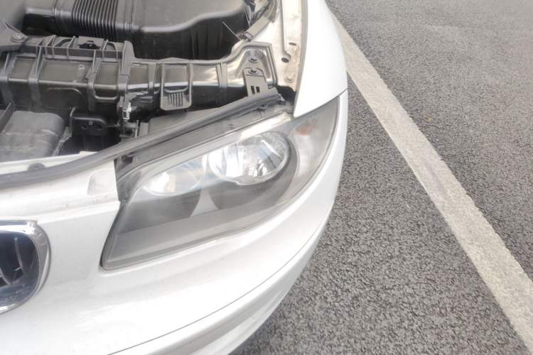 Used BMW 1 Series 2010 120i Sport Limited Edition Engine Bay Left