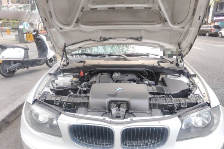 Used BMW 1 Series 2010 120i Sport Limited Edition Engine Bay