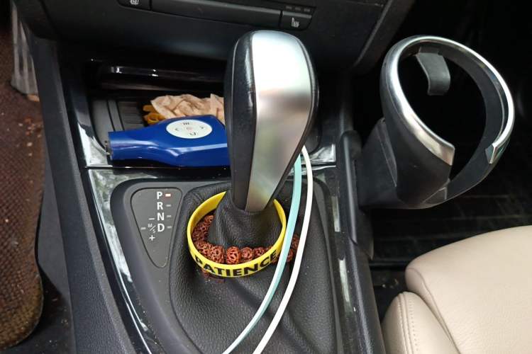 Used BMW 1 Series 2011 120i two-door coupe Gear Lever