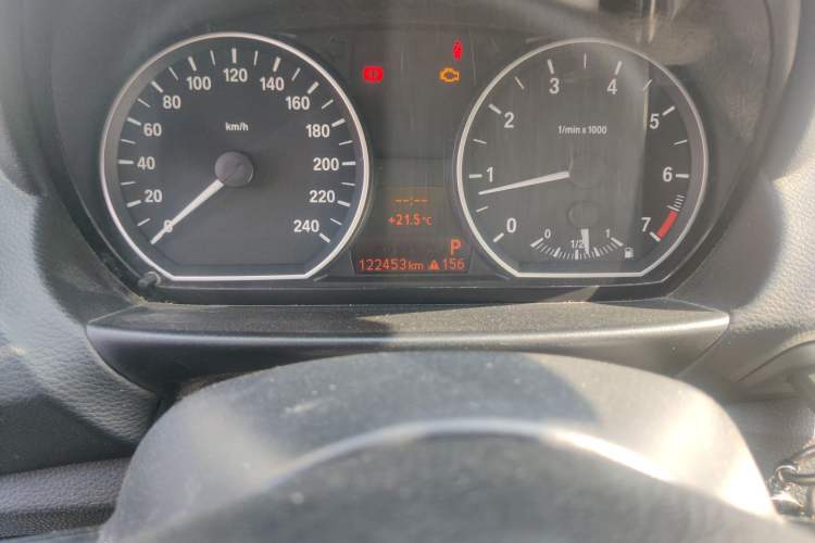 Used BMW 1 Series 2011 120i two-door coupe Odometer Close Up