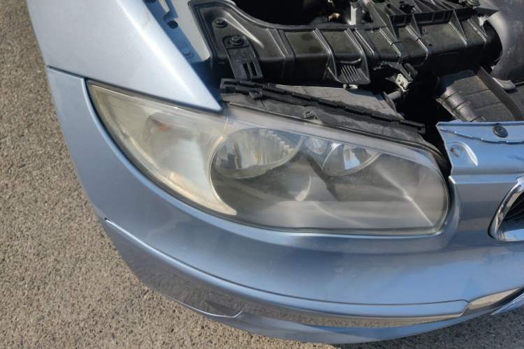 Used BMW 1 Series 2011 120i two-door coupe Right Front Headlight