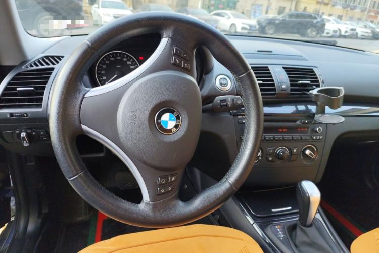 Used BMW 1 Series 2011 120i two-door coupe Steering Wheel