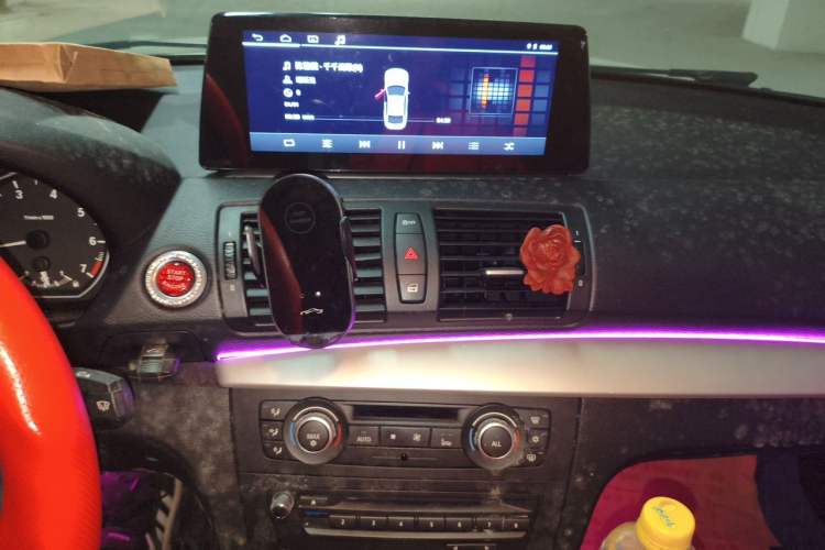 Used BMW 1 Series 2011 120i two-door coupe Audio And AC Panel