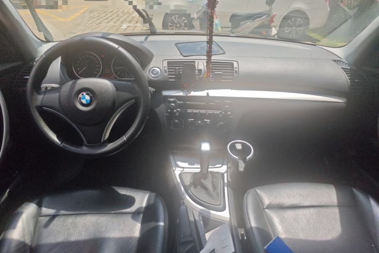 Used BMW 1 Series  Center Console