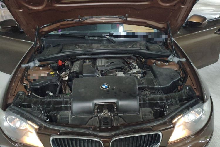 Used BMW 1 Series 2011 120i two-door coupe Engine Bay