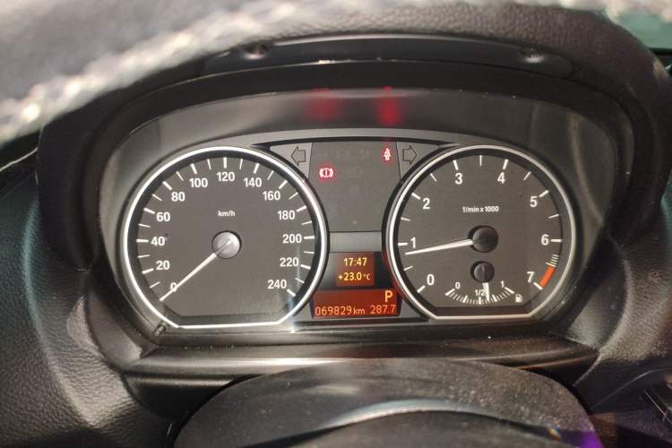 Used BMW 1 Series 2011 120i two-door coupe Instrument Cluster