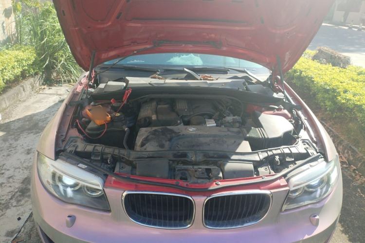 Used BMW 1 Series 2011 120i Convertible Coupe Engine Bay