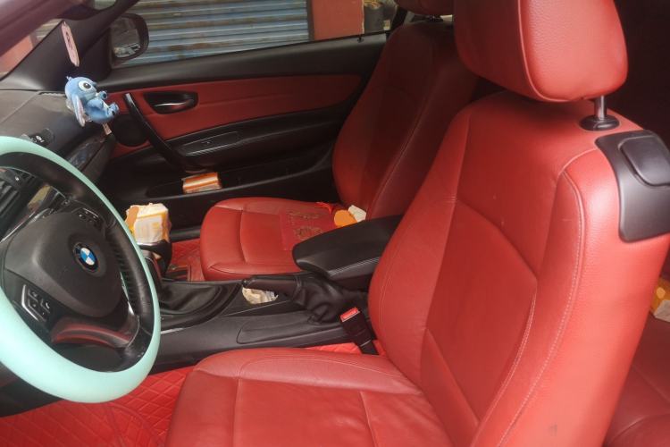 Used BMW 1 Series 2011 120i Convertible Coupe Left Front Seat