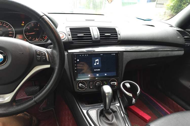 Used BMW 1 Series 2011 120i Convertible Coupe Audio And AC Panel
