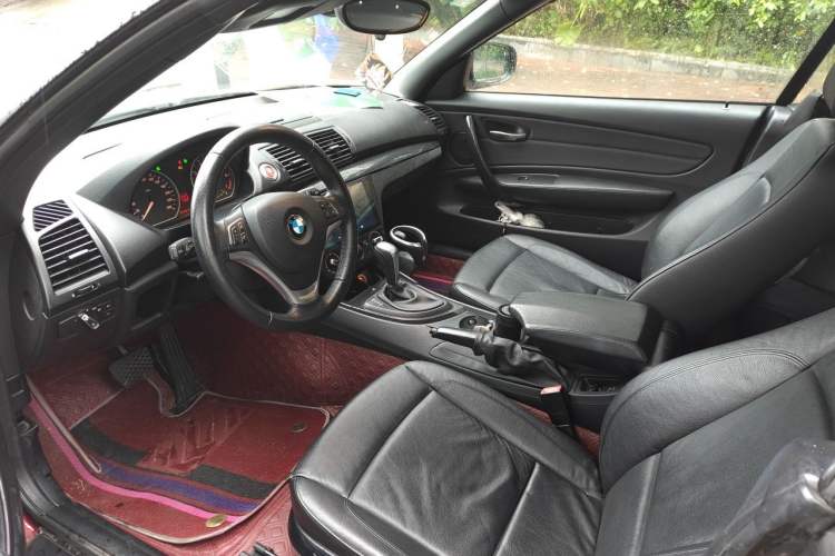 Used BMW 1 Series 2011 120i Convertible Coupe Driver Seat