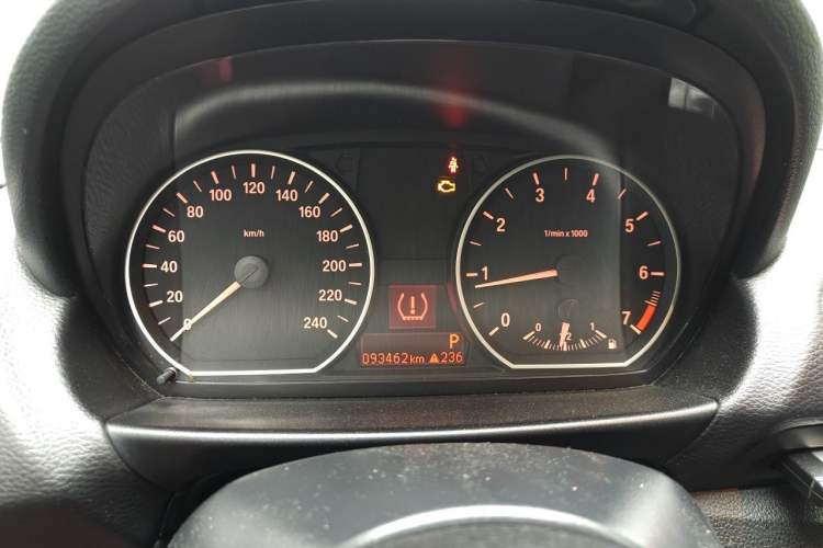 Used BMW 1 Series 2011 120i Convertible Coupe Instrument Cluster