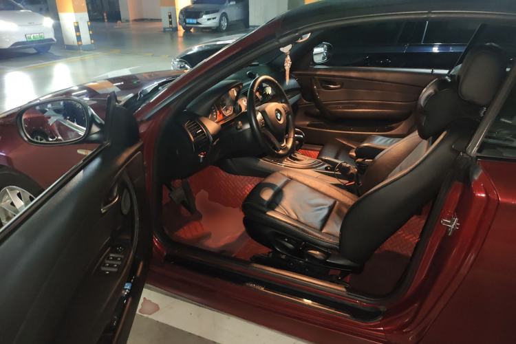 Used BMW 1 Series 2011 120i Convertible Coupe Driver Seat