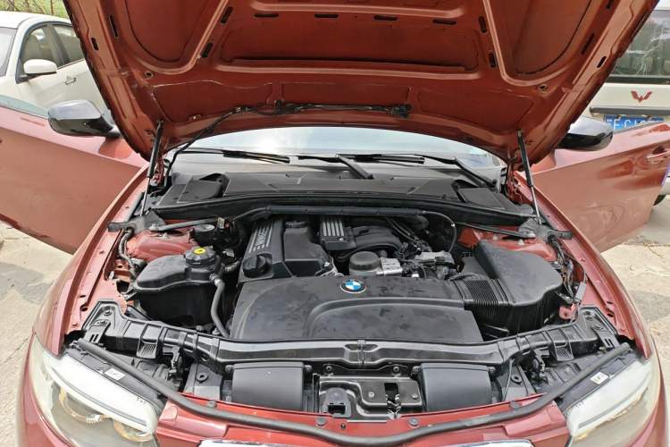 Used BMW 1 Series 2011 120i two-door coupe Engine Bay