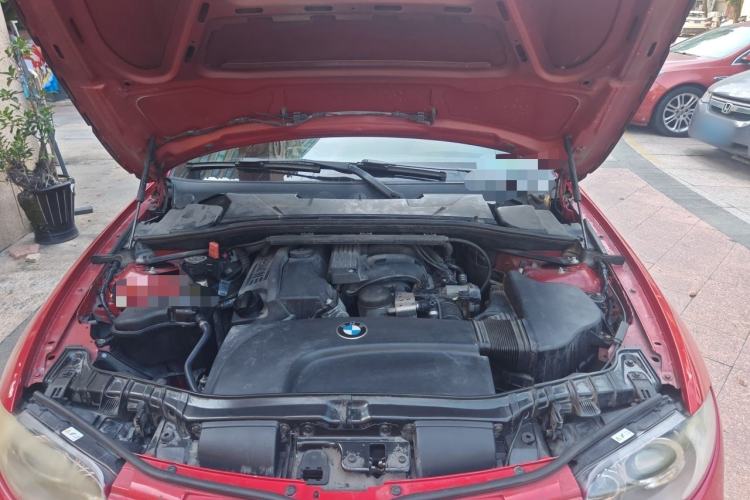 Used BMW 1 Series 2011 120i Convertible Coupe Engine Bay
