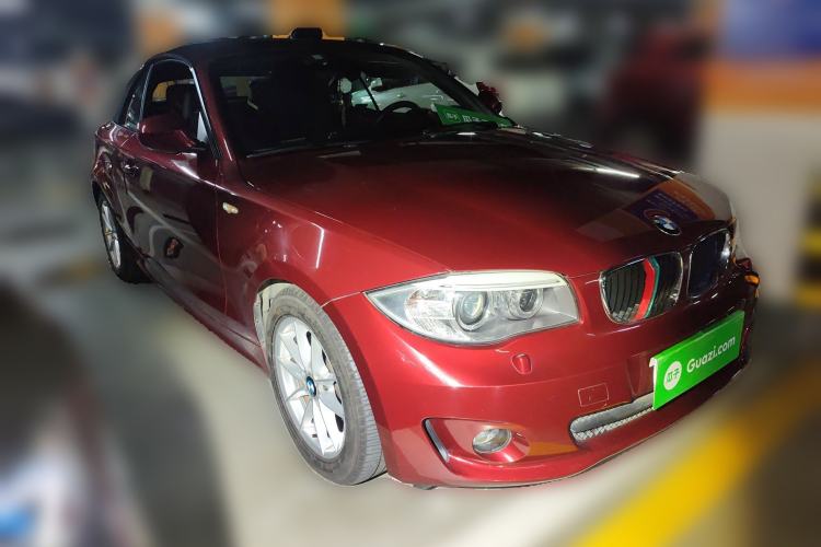Used BMW 1 Series 2011 120i Convertible Coupe Front Right 45 Deg