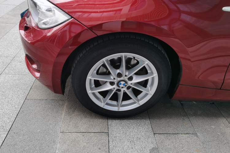 Used BMW 1 Series 2011 120i Convertible Coupe Left Front Wheel Hub