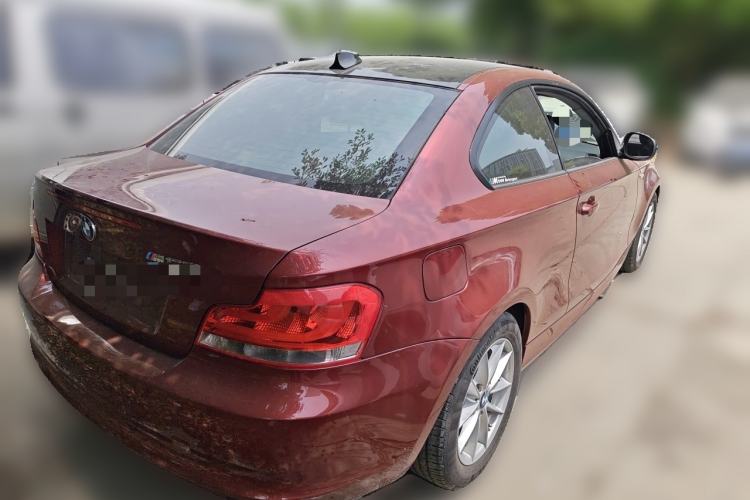 Used BMW 1 Series 2011 120i two-door coupe Rear Right 45 Deg