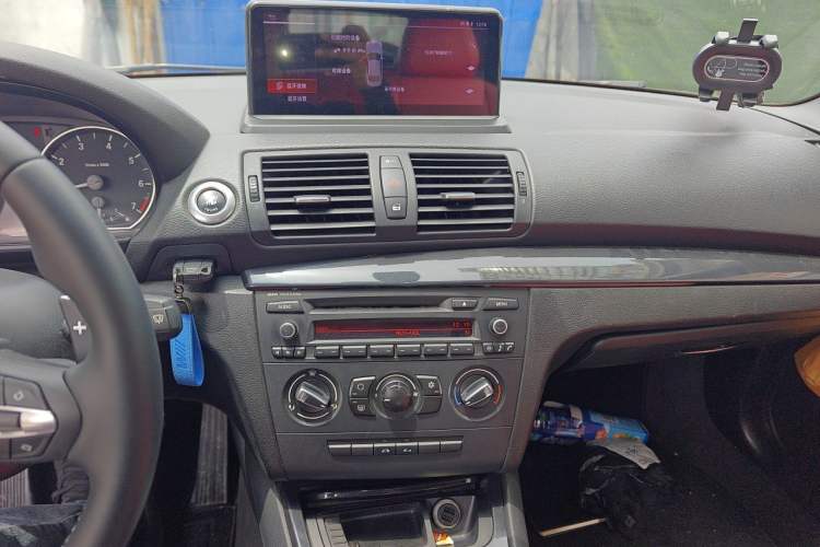 Used BMW 1 Series 2011 120i Convertible Coupe Audio And AC Panel