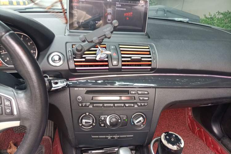 Used BMW 1 Series 2011 120i Convertible Coupe Audio And AC Panel