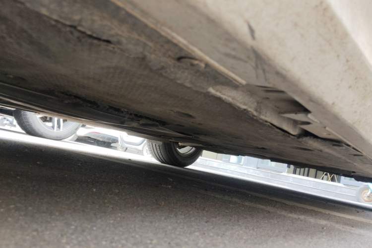 Used BMW 1 Series 2011 120i two-door coupe Chassis Front Left