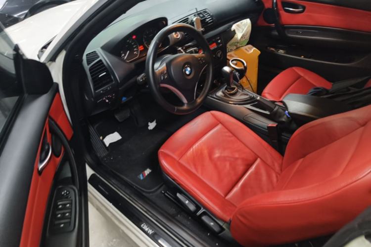 Used BMW 1 Series 2011 120i Convertible Coupe Driver Seat