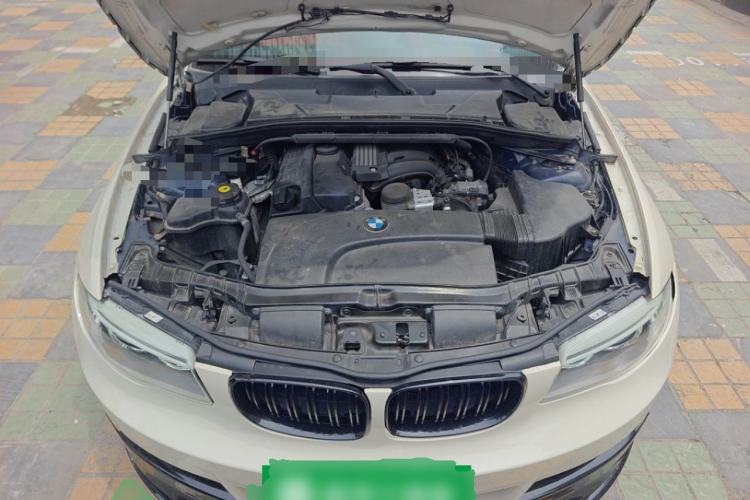 Used BMW 1 Series 2011 120i Convertible Coupe Engine Bay